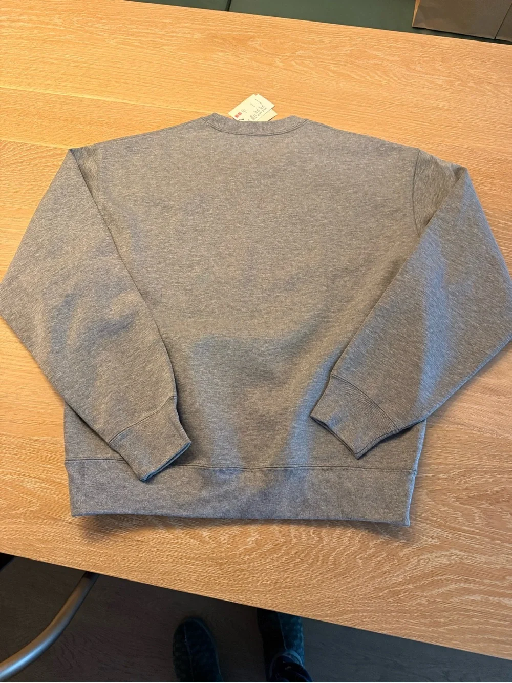 Uniqlo Woman’s Grey Size Small Crewneck - Brand New. Tags on. - Picture 4 of 4